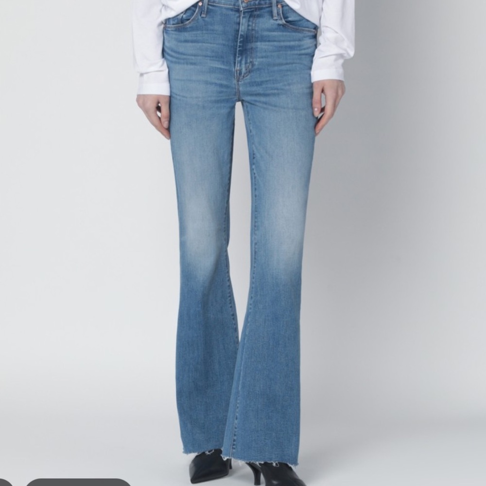 MOTHER the weekender fray in Light Blue Flare Jeans - Picture 2 of 7